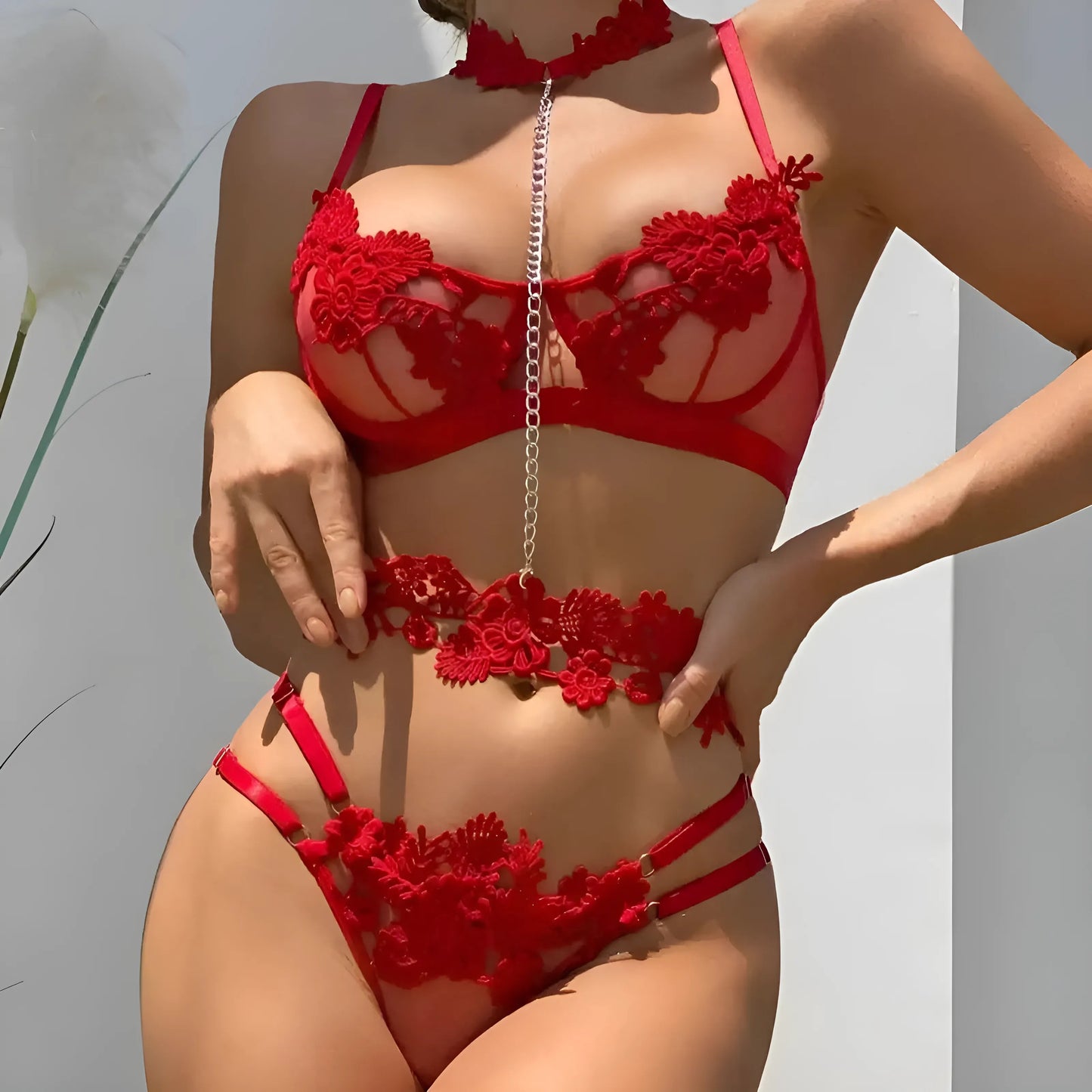 3-Piece Lingerie Set with Floral Lace