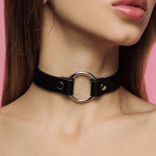 Neck choker with a metal ring