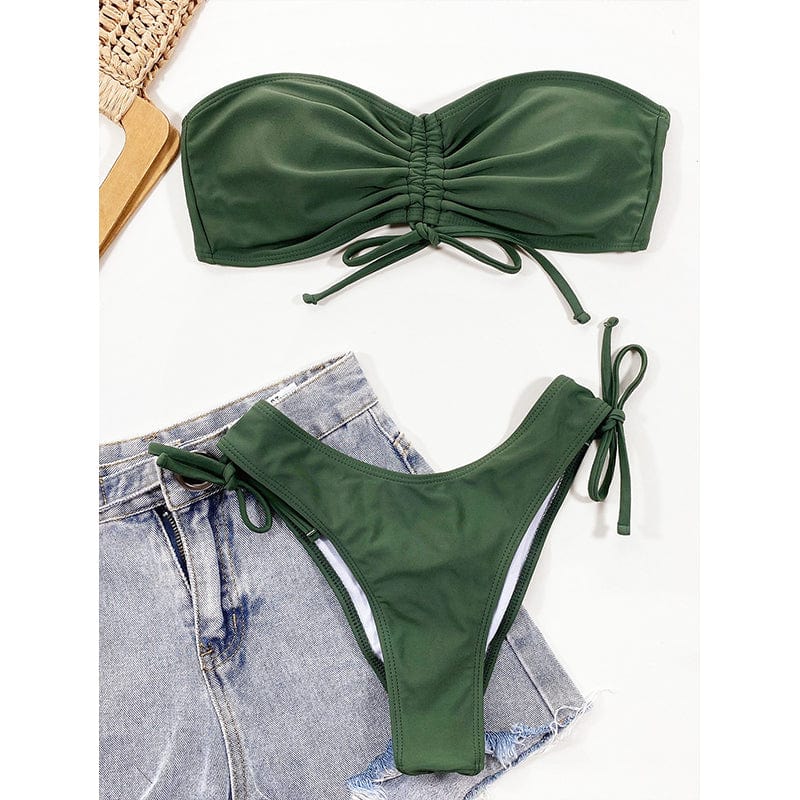 Brazilian bikini with lining in the bust.