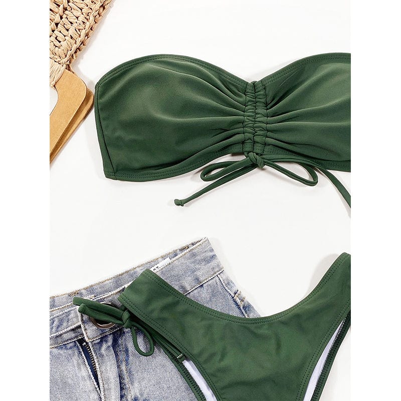 Brazilian bikini with lining in the bust.