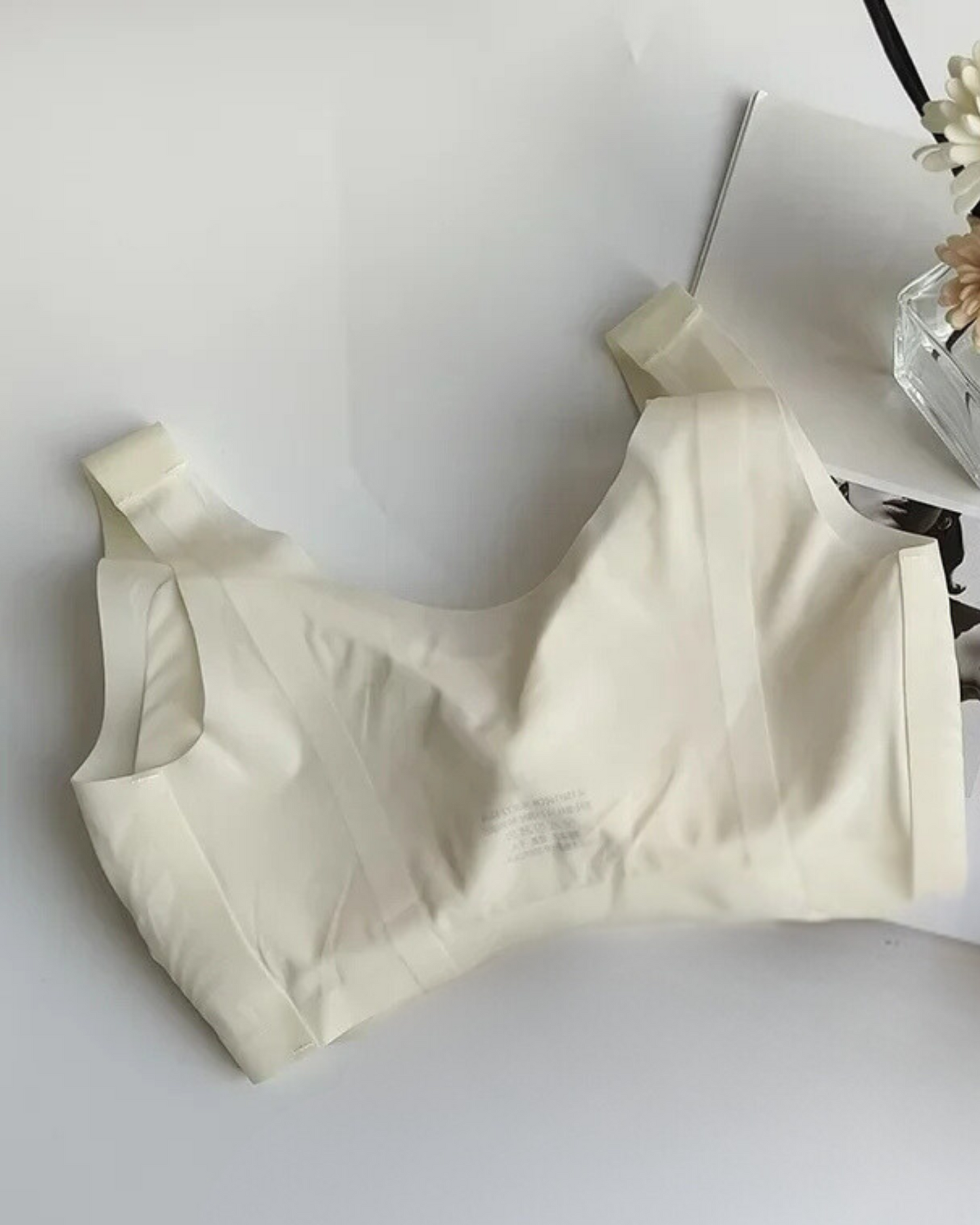 Soft Seamless Bra with Wide Straps