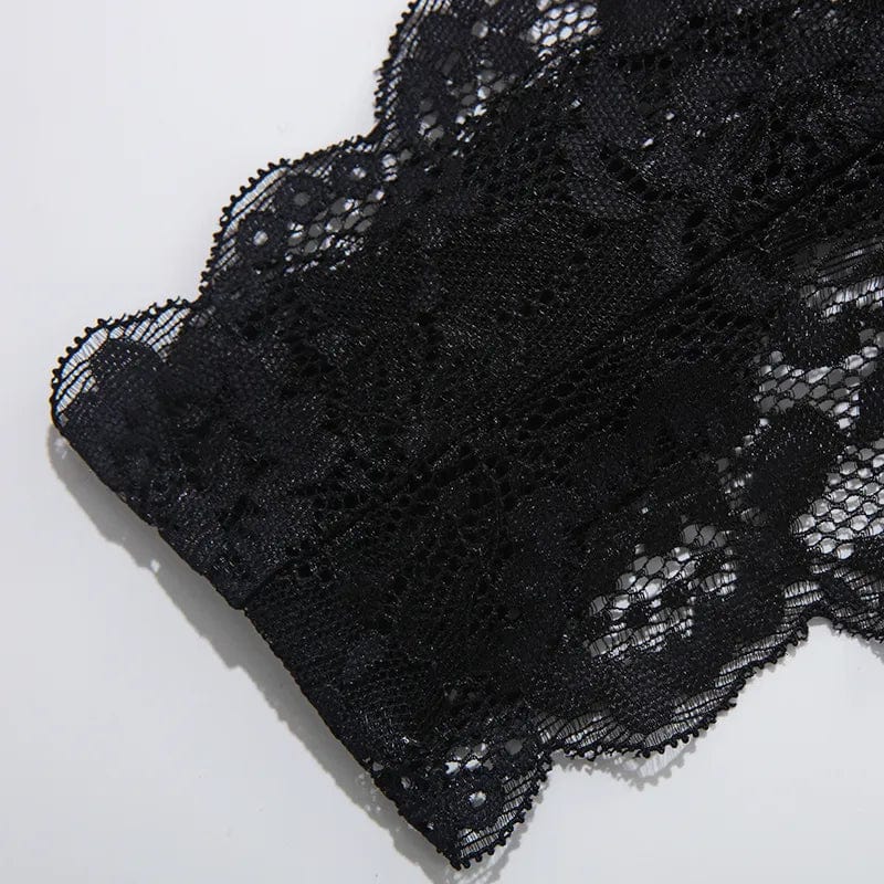 Body with a suspender belt