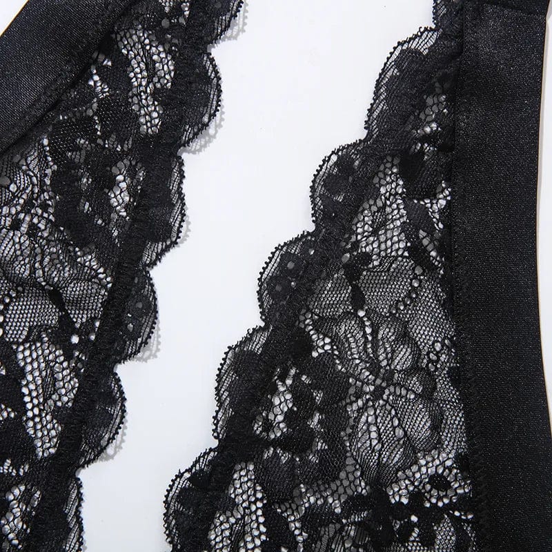 Body with a suspender belt