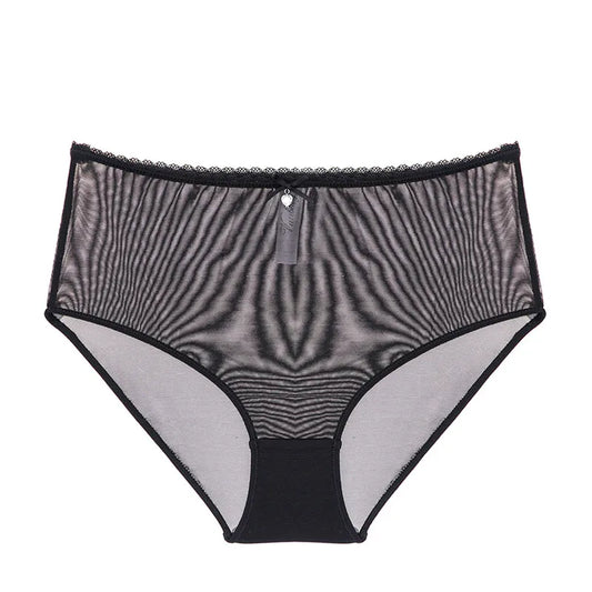 High-waisted briefs that shape the stomach.