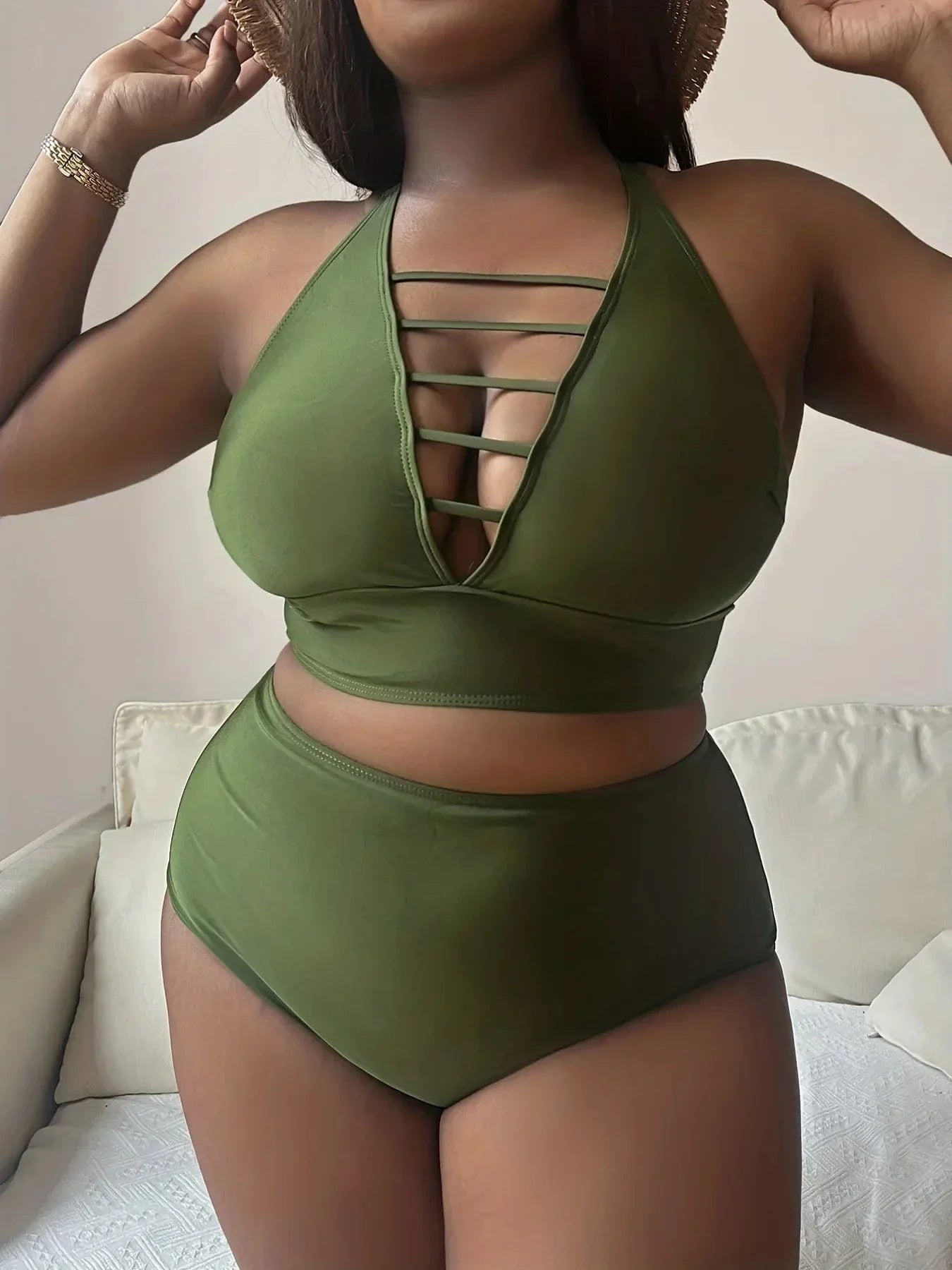Dwuczęściowy stój kąpielowy plus size z głębokim dekoltem