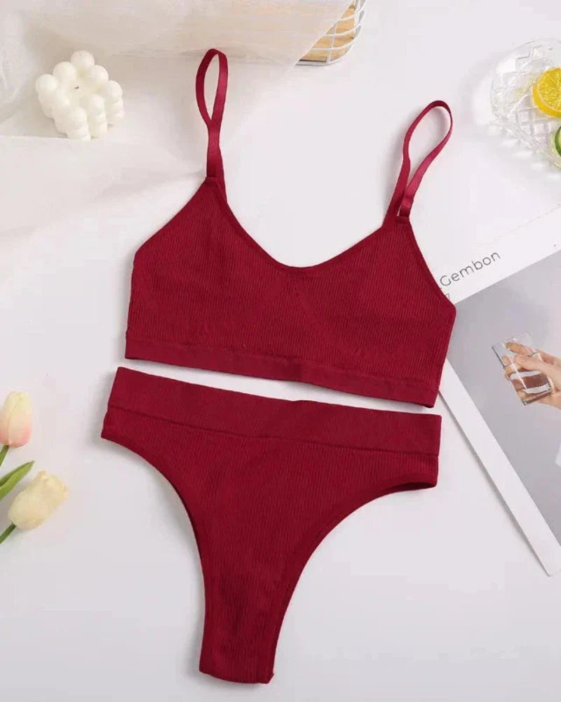 Comfortable ribbed lingerie set