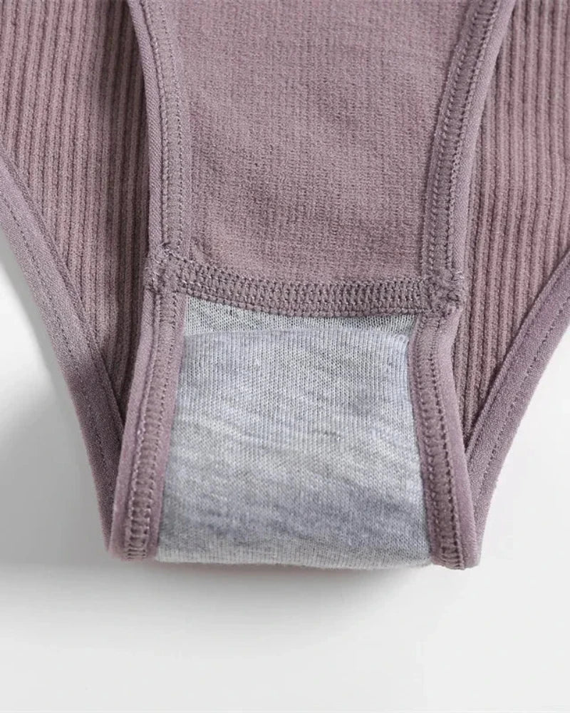 Comfortable ribbed lingerie set