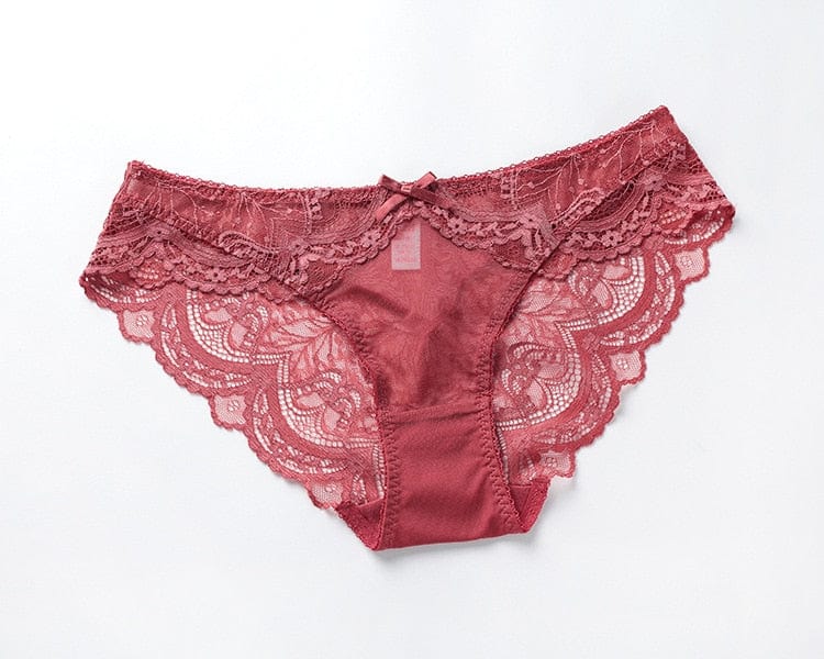 Lace lingerie set with decorative straps