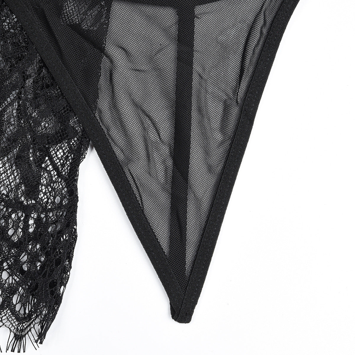 Lace body revealing the body in a sensual way