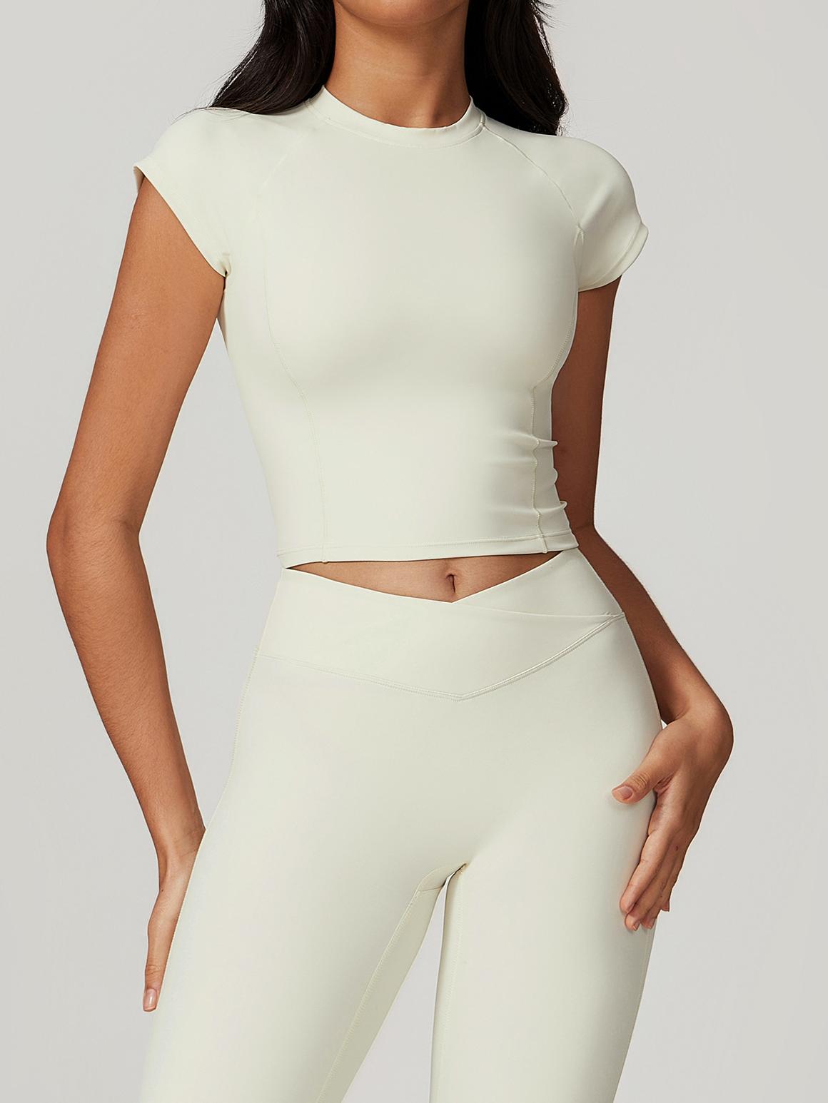 Short-sleeved blouse