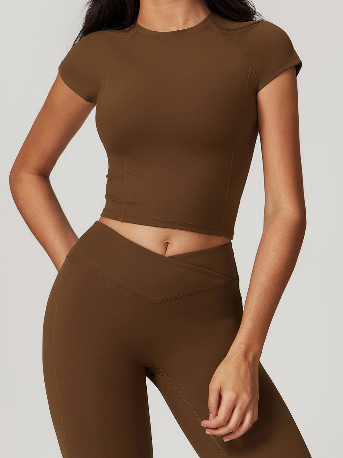 Short-sleeved blouse