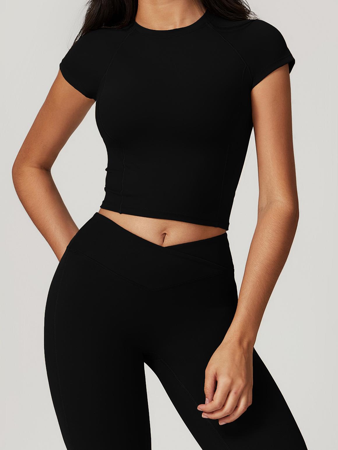 Short-sleeved blouse