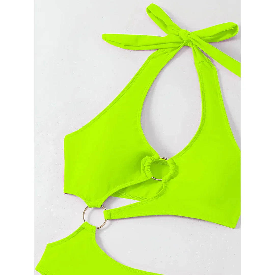 Monokini with decorative gold rings