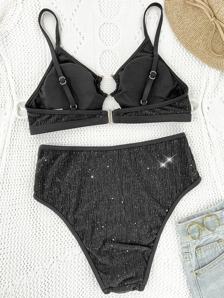 Two-piece swimsuit with high-waisted bottoms