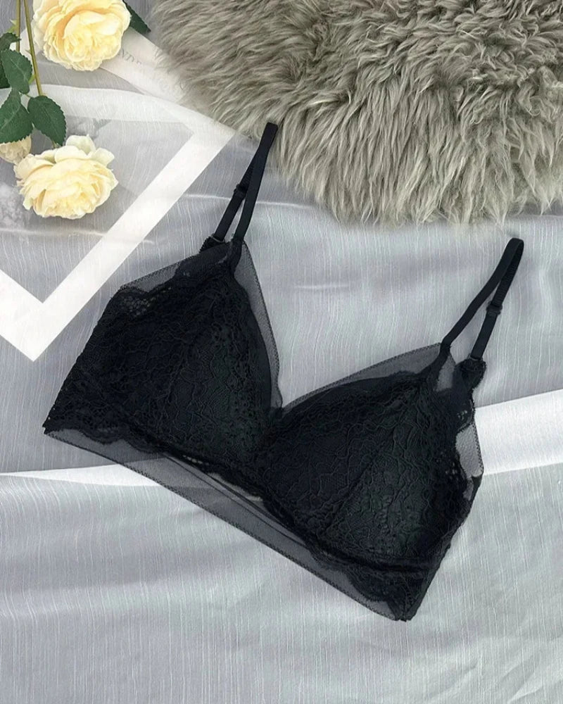 Soft lace and mesh bralette