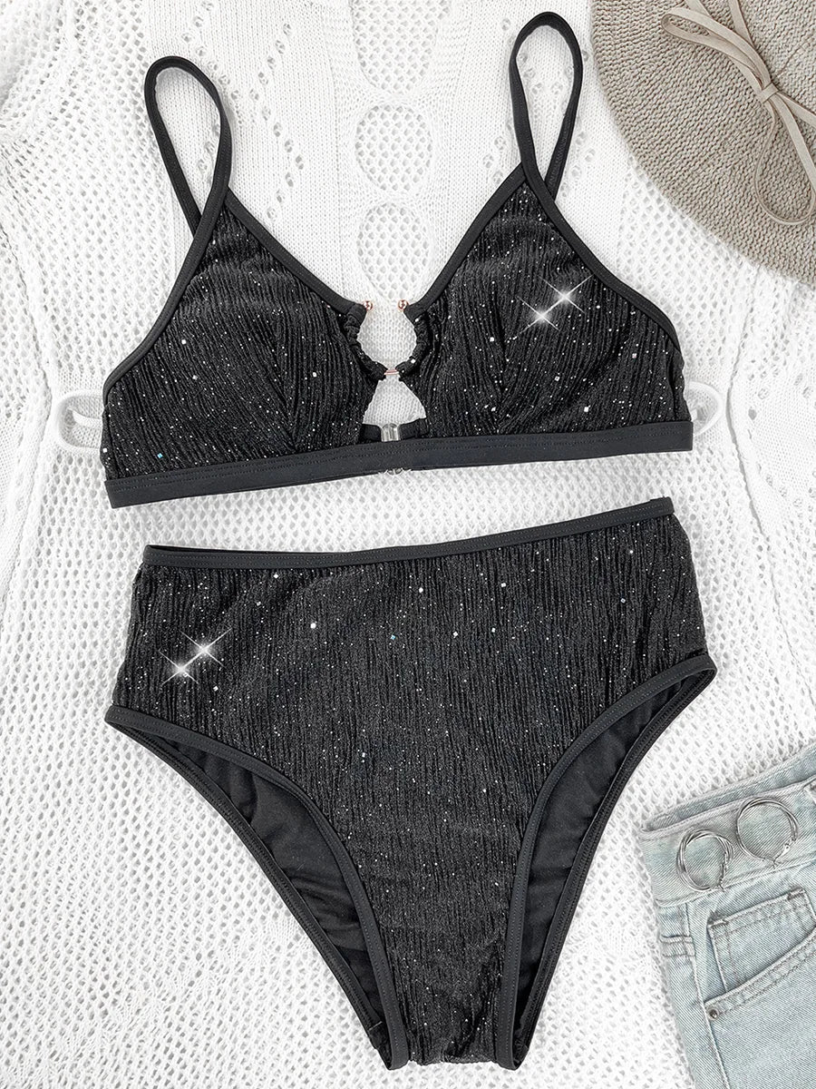 Two-piece swimsuit with high-waisted bottoms