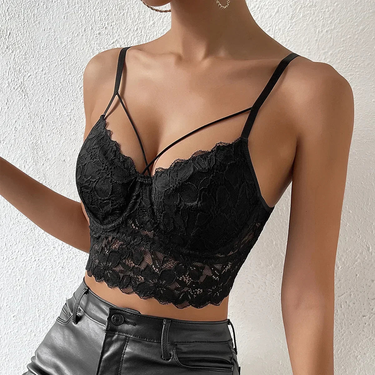 Lace bra with adjustable straps