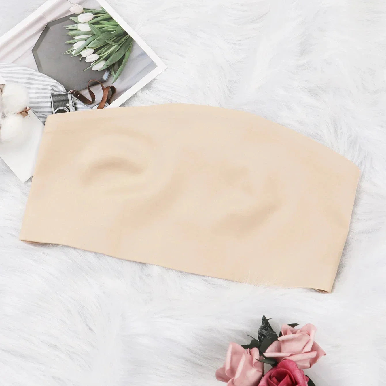 Seamless bandeau bra