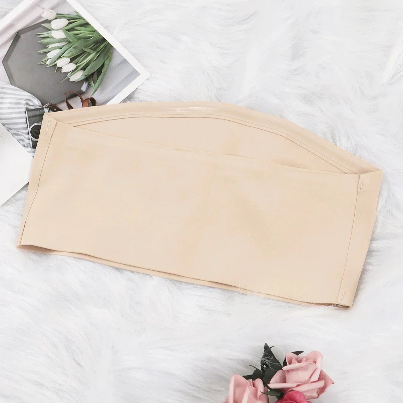Seamless bandeau bra