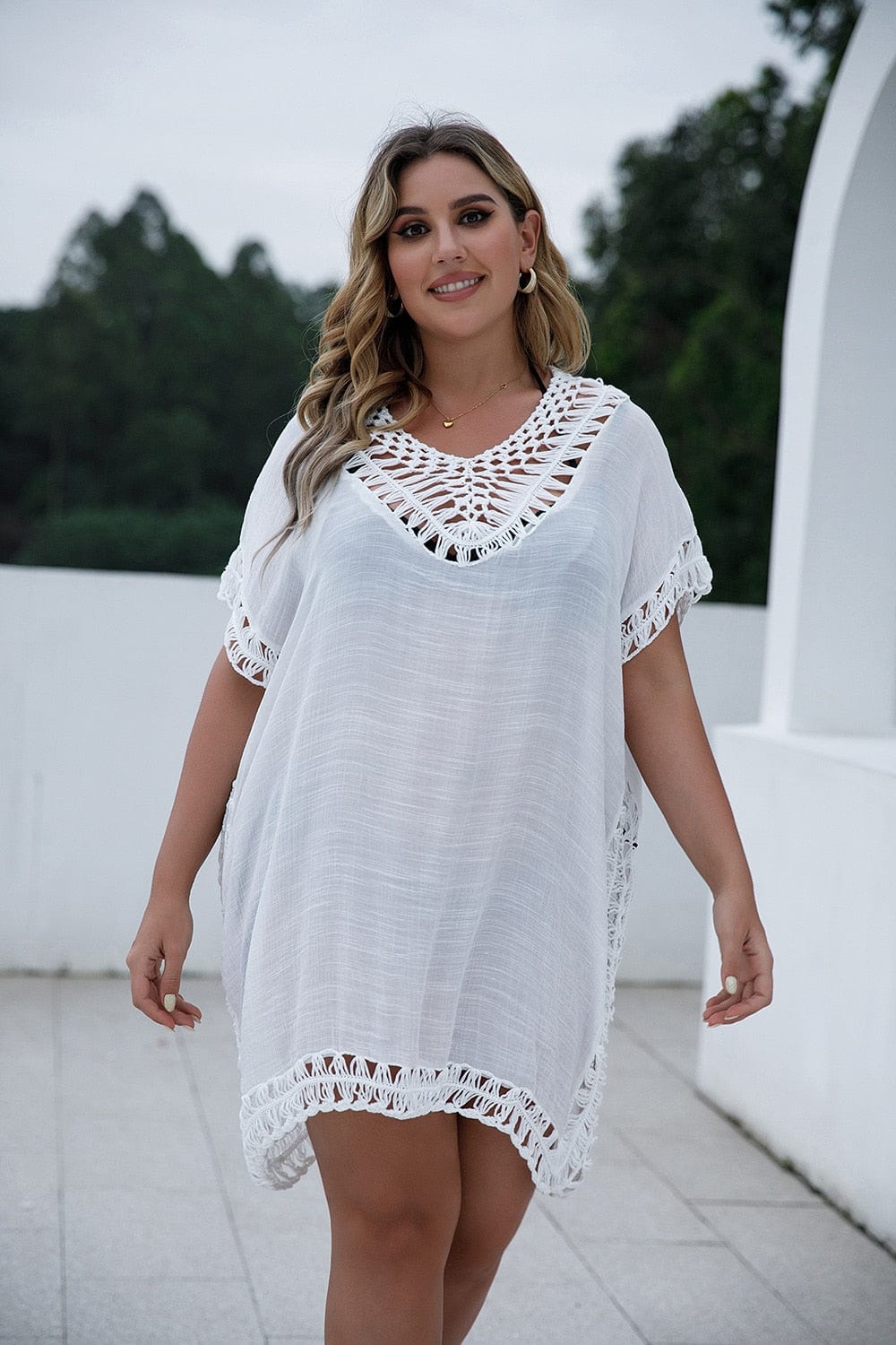 Plus size beach dress with a neck tie