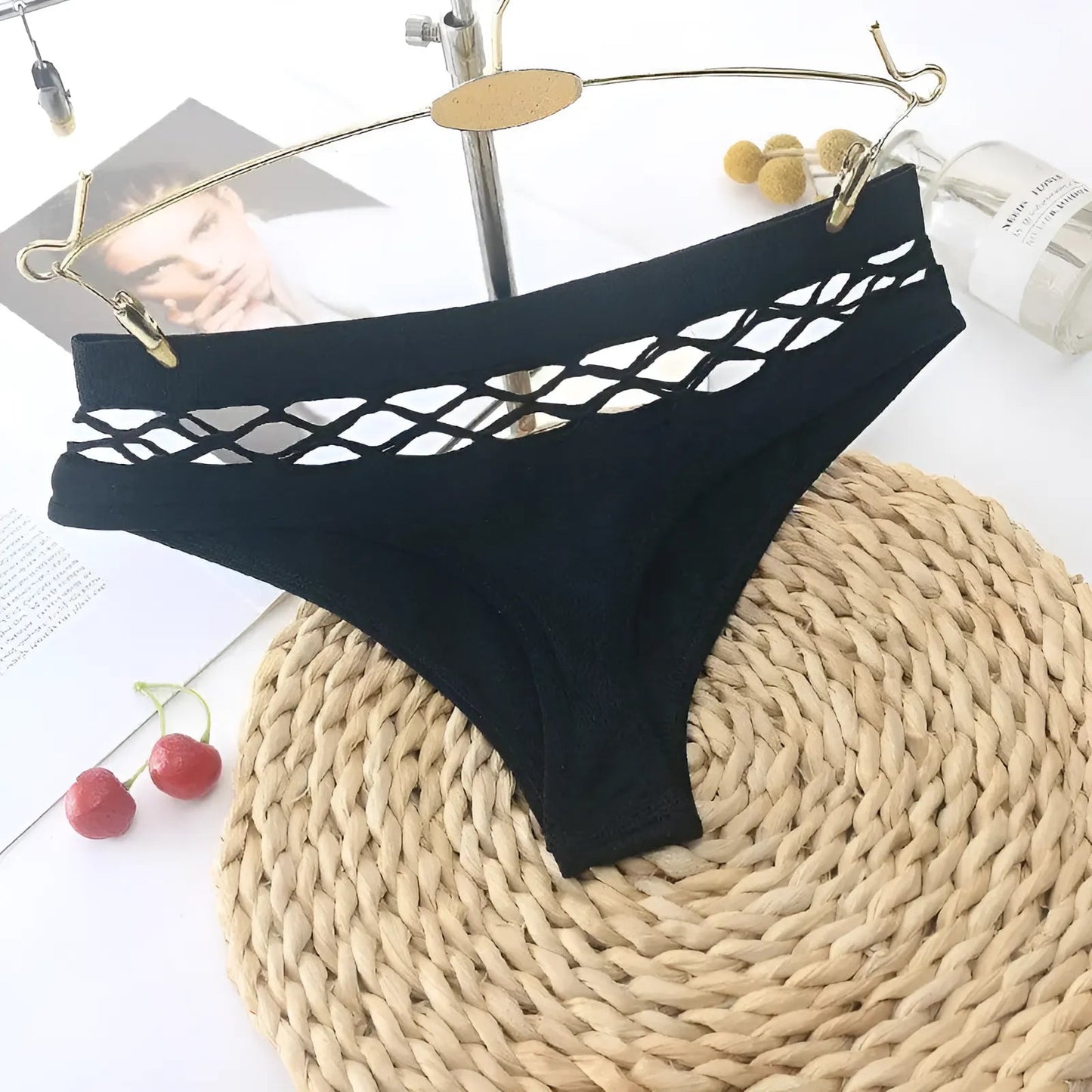 Black Decorative Mesh Fig Baskets