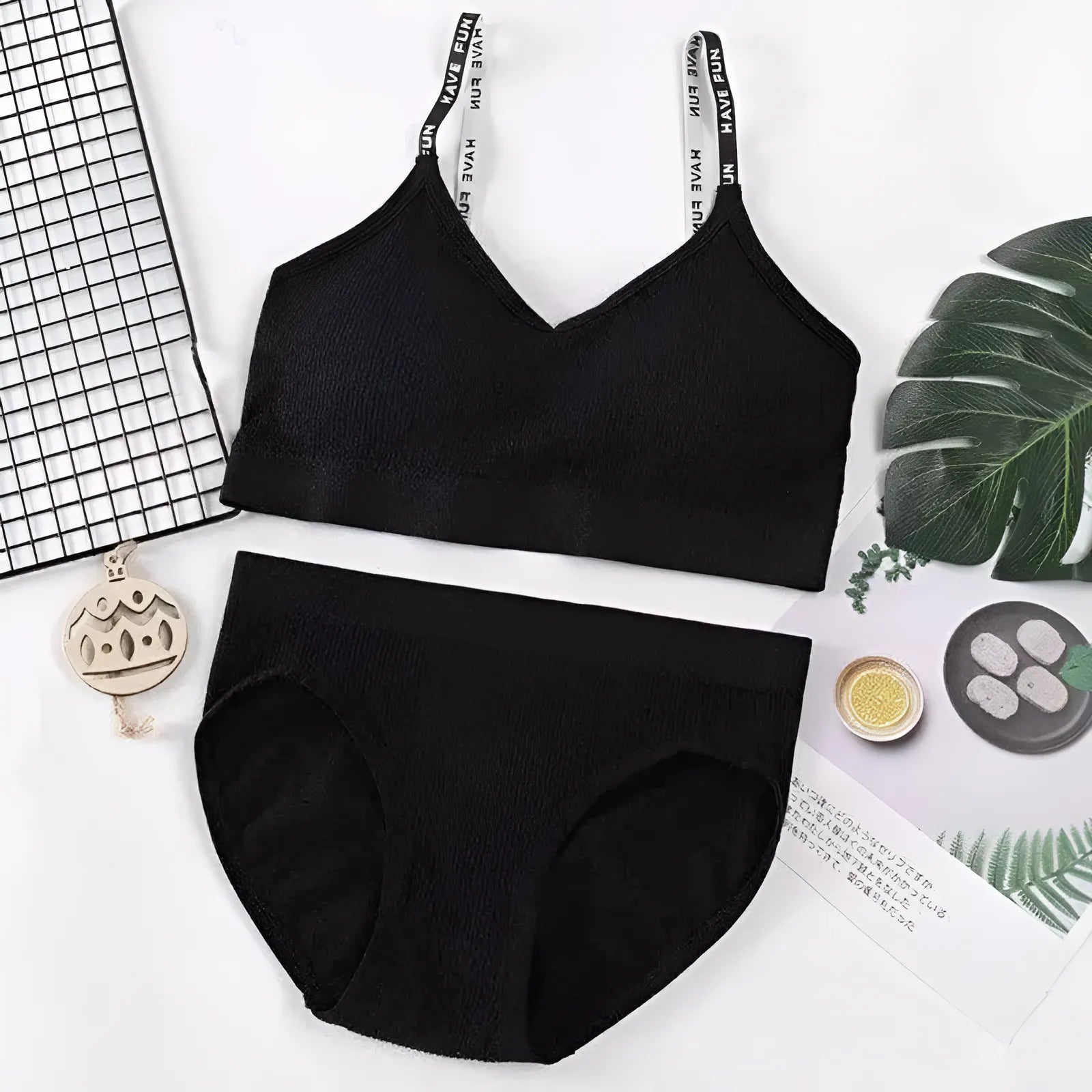 Black Universal Women's Lingerie Set