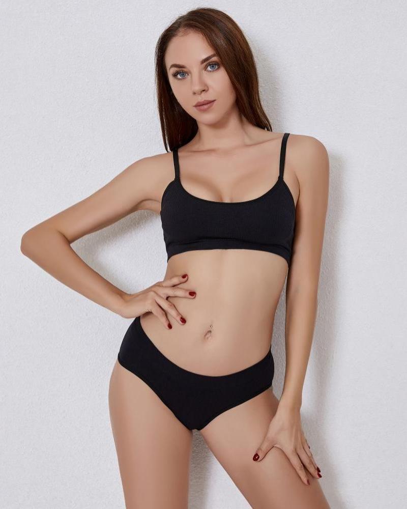Comfortable ribbed lingerie set