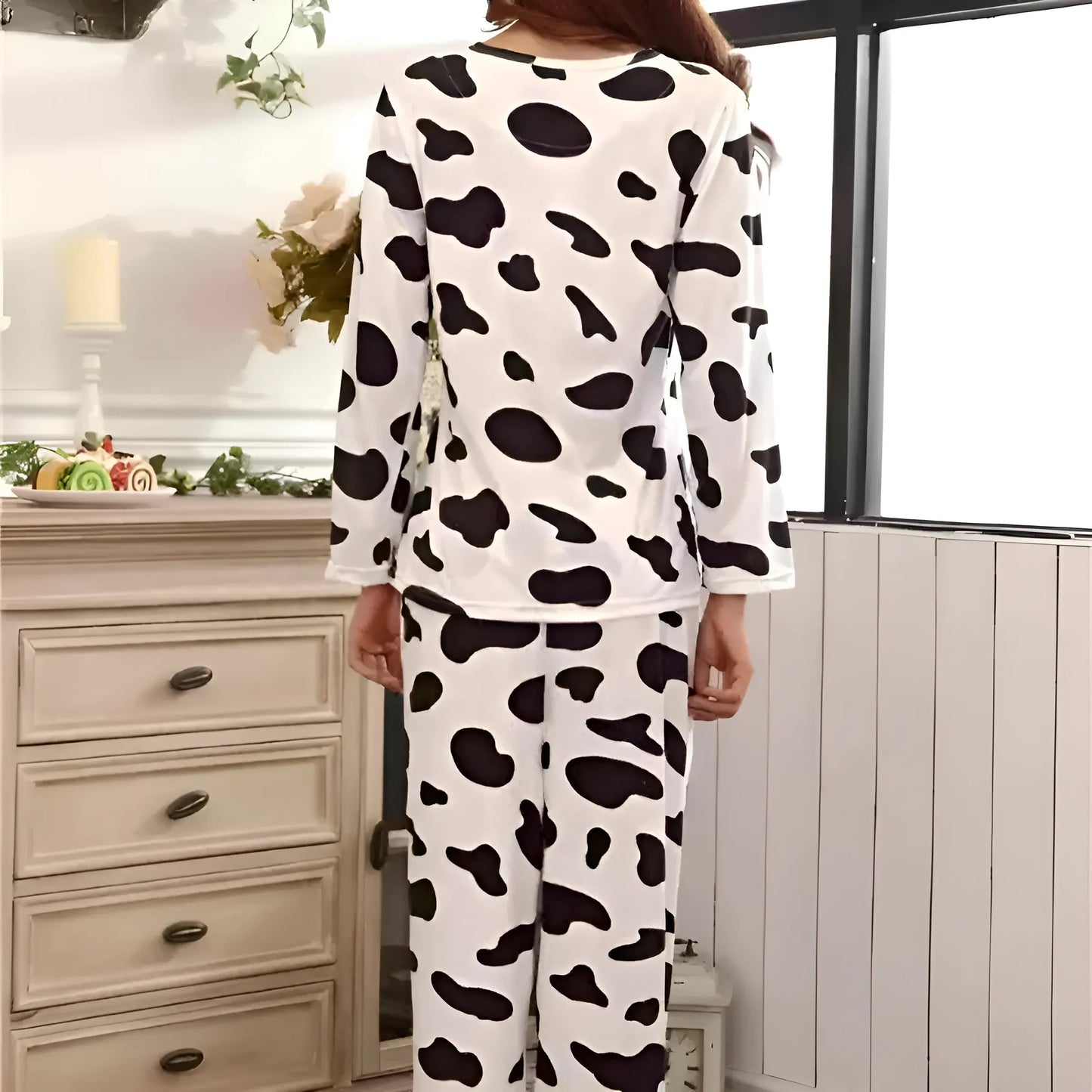 Long Pyjama Set with Black Spots