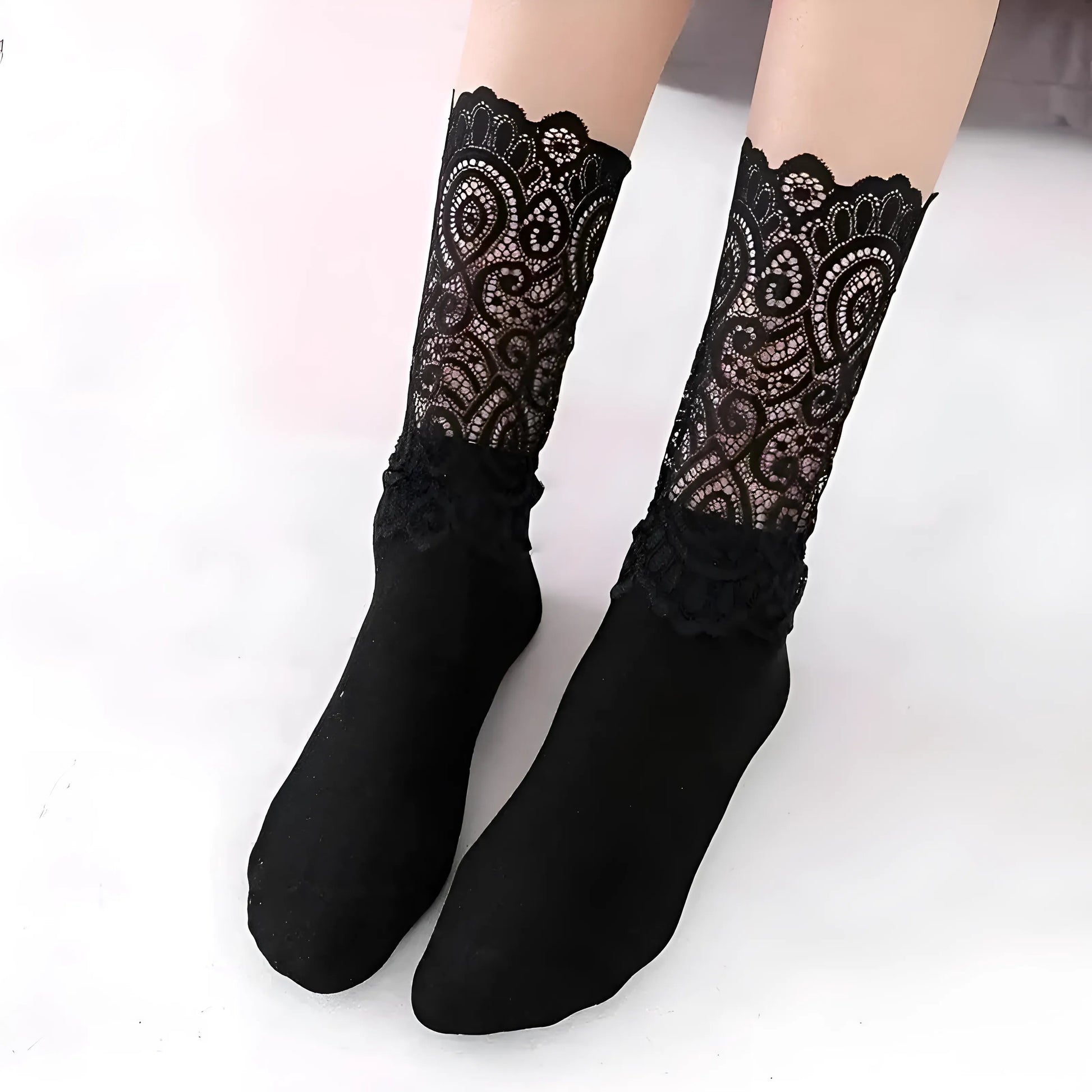 Soft Lace Trim Socks