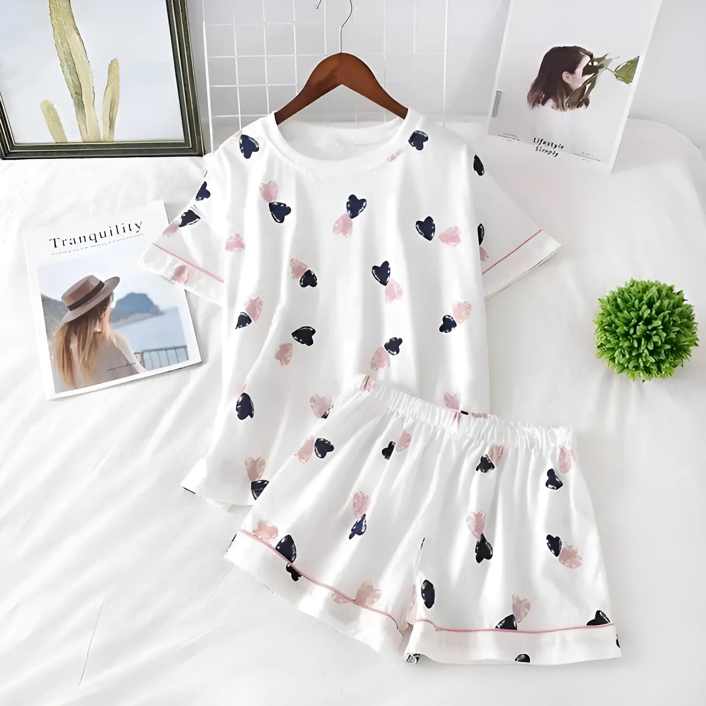 White Women's Heart Print Pyjamas