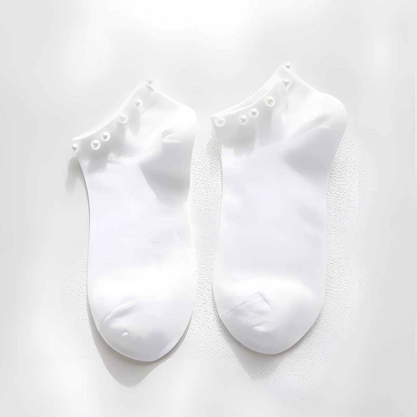 White Women's Pearl Embellished Socks