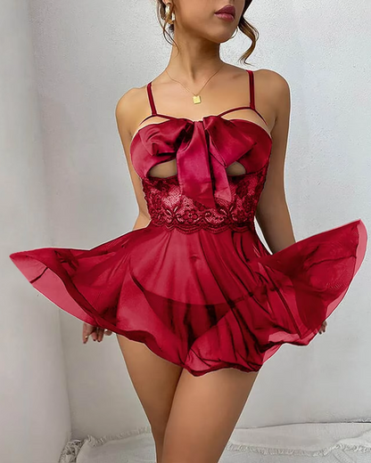 Floaty nightgown with bow at the bust