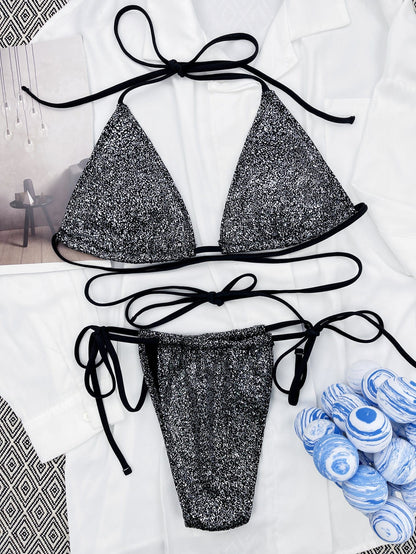 Bikini with a tie made of glittery material