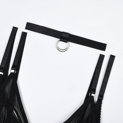 Lingerie set with cut-outs at the bust