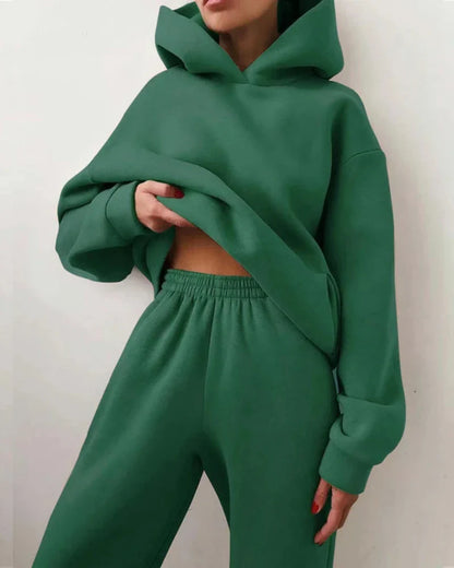 Loose comfortable tracksuit set with hood