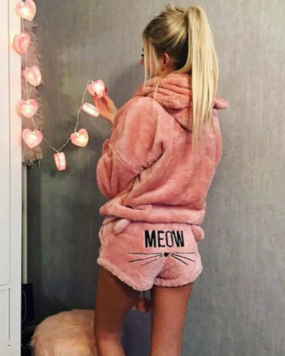 Fluffy loungewear set with a cat motif