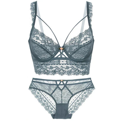 Lingerie set with lace embellishments