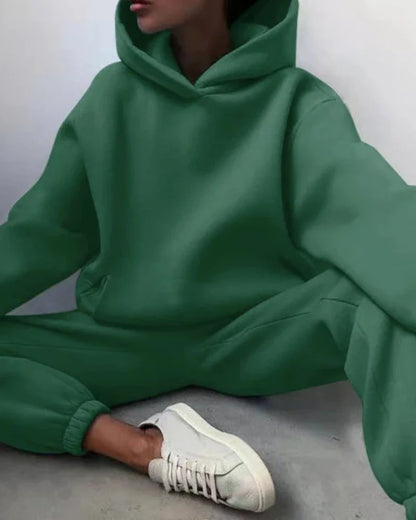 Loose comfortable tracksuit set with hood