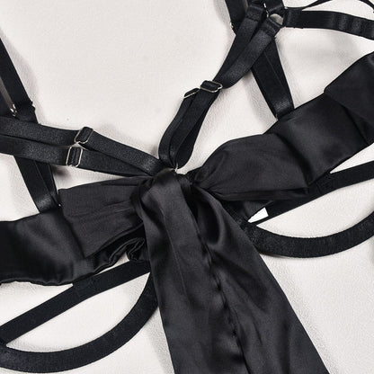 Lingerie set with decorative bows