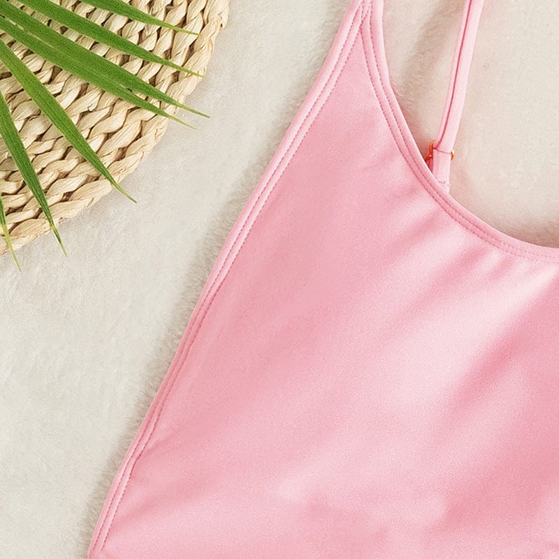 One-piece swimsuit with a cut-out at the back.