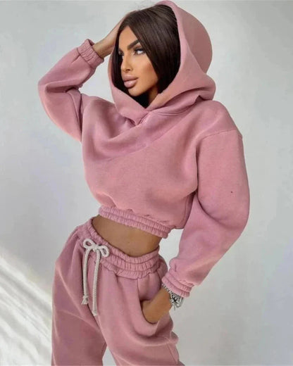 Comfortable tracksuit set with a short sweatshirt