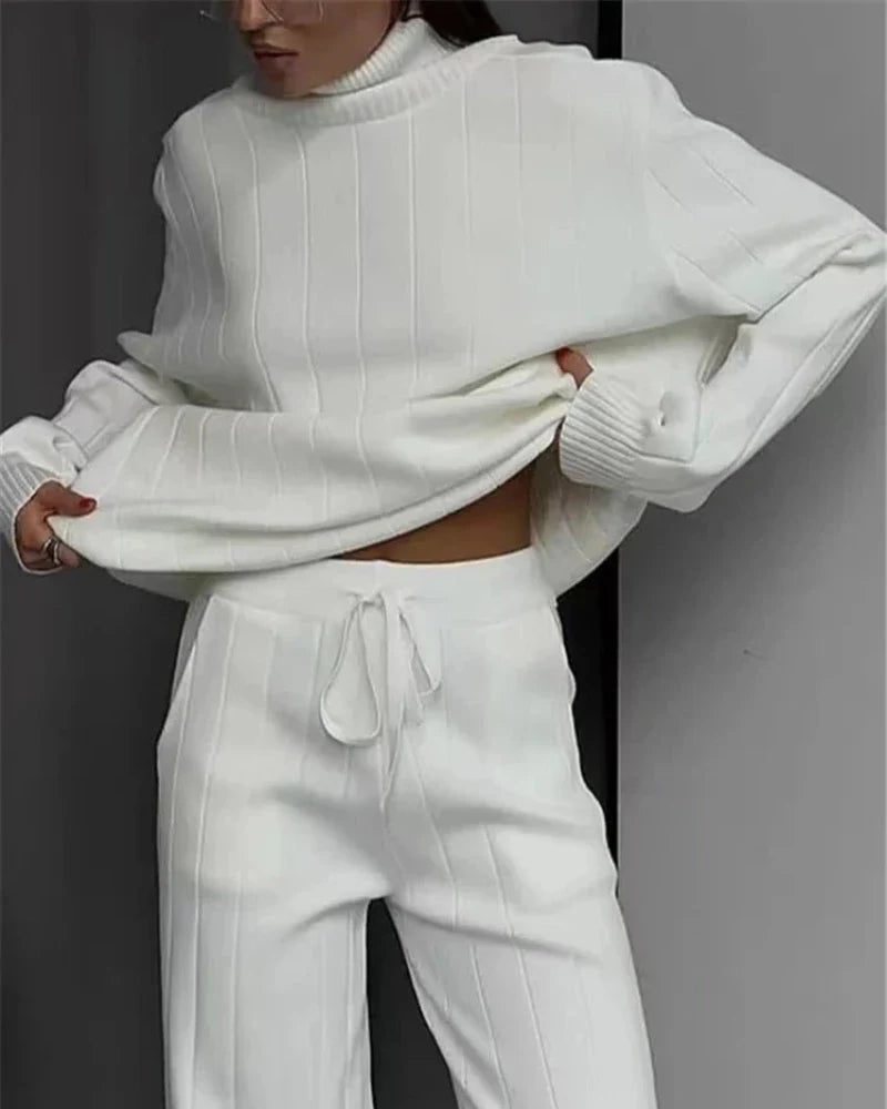 Comfortable Long Loungewear Set with Turtleneck