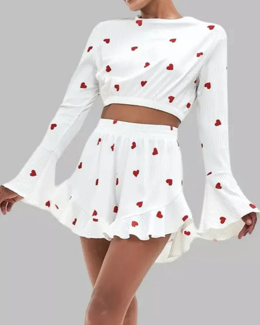 Short heart-patterned pyjamas with long sleeves