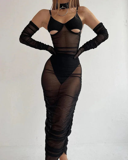 Set of lingerie with cut-outs under the bust