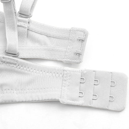 Bra with adjustable and detachable straps