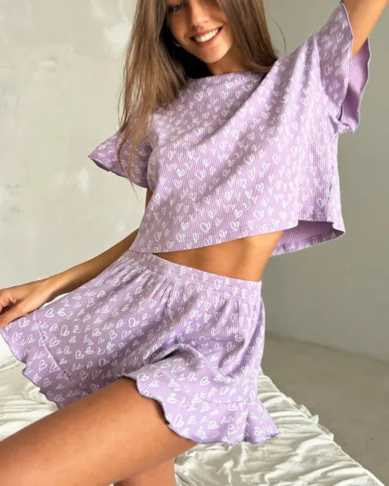 Short pyjamas with decorative frills