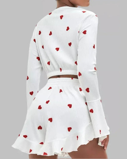 Short heart-patterned pyjamas with long sleeves