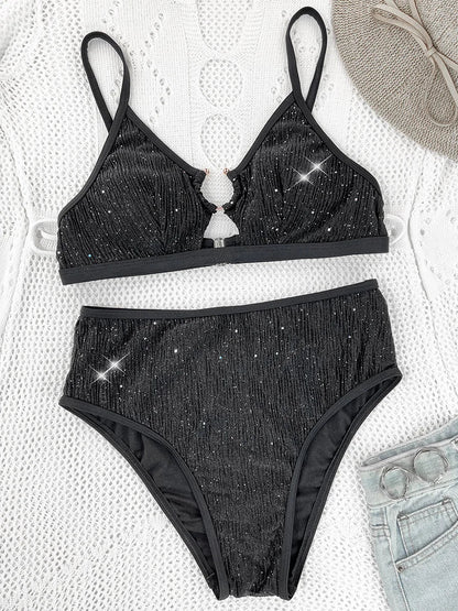 Two-piece swimsuit with high-waisted bottoms