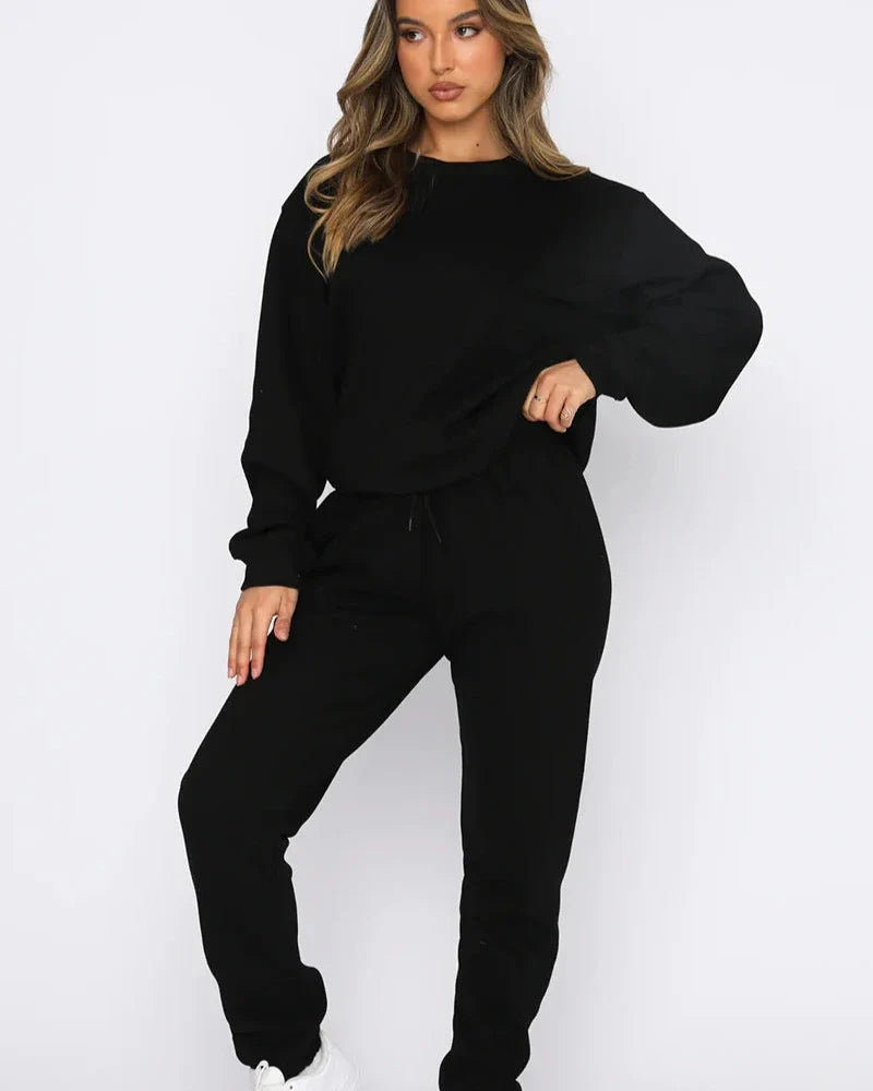 Loose tracksuit set with hooded sweatshirt