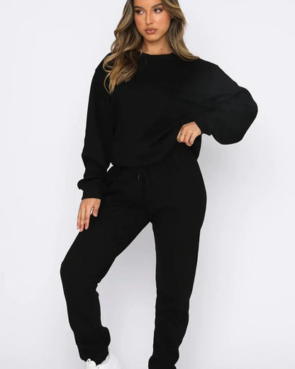 Loose tracksuit set with hooded sweatshirt